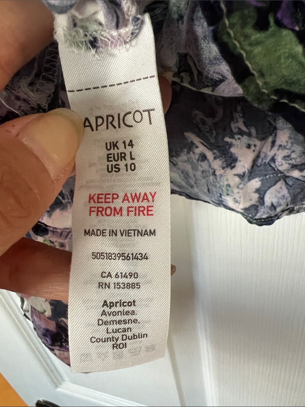 APRICOT Purple Floral Print Button-Down Blouse - Picture 4 of 5